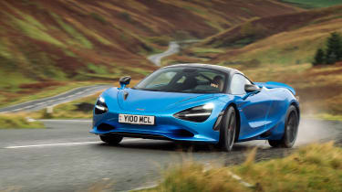 McLaren 750S - front action